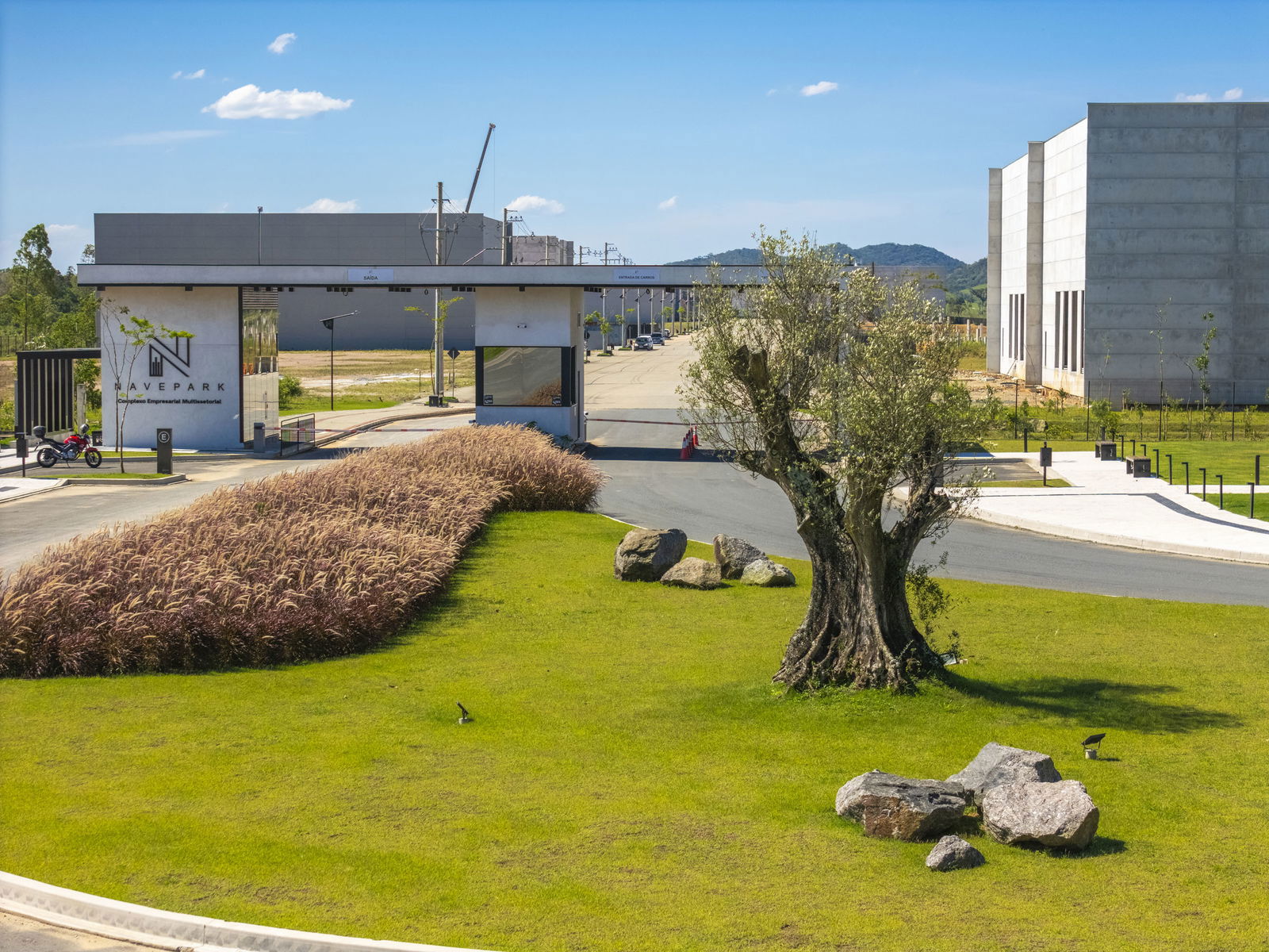 Navepark - Navepark - paisagismo de entrada
