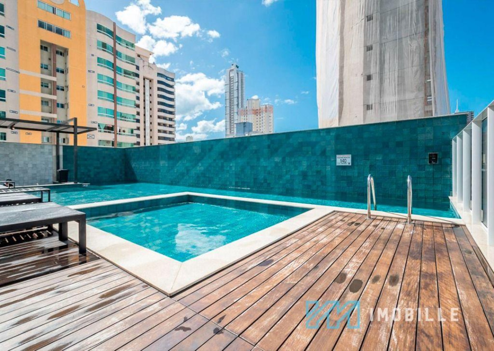 Città Di Vinci Residenze - Citta Di Vinci - piscina externa